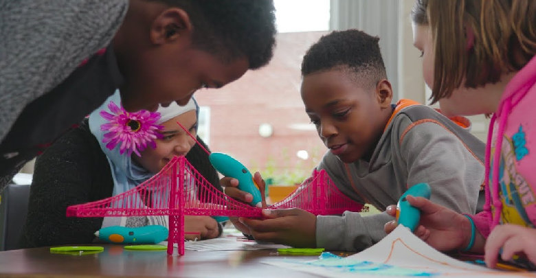 بهترین قلم سه بعدی چیست؟ +راهنمای خرید قلم سه بعدی ساز برای کودکان